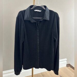Mango (MNG) Pleated Black Button-Down Blouse – Size Medium (US 6)